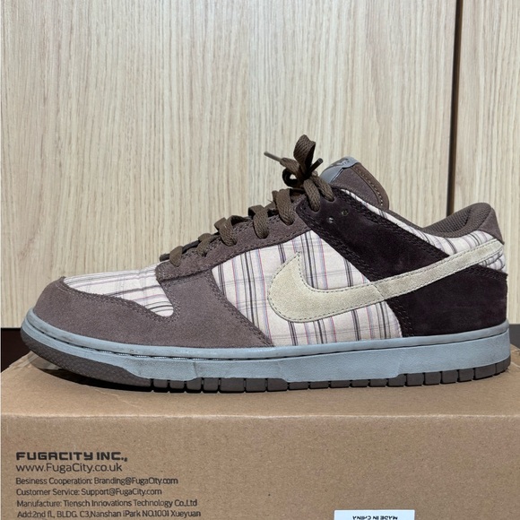Nike SB dunk Brown and Cream Plaid Sneakers - Picture 1 of 5